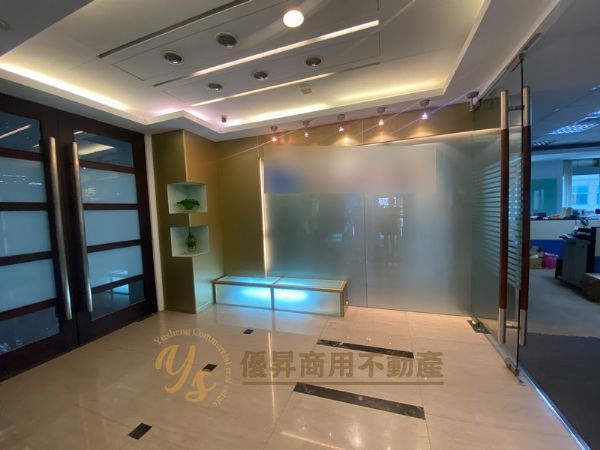 漂亮裝潢設計、屋況佳台北市內湖區辦公室出租-照片2