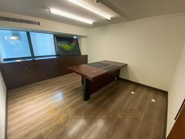 精美設計裝潢、優質美辦台北市內湖區辦公室出租-照片10