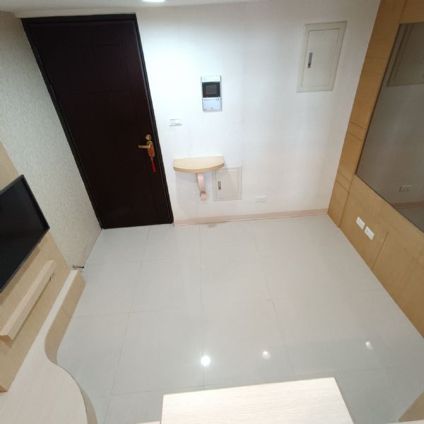 天母高島屋★挑高4米2★優質美宅台北市士林區套房出租-照片2