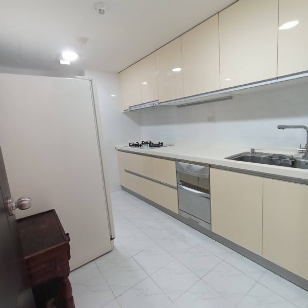 復興崗站◎高樓層2+1房台北市北投區電梯華廈出租-照片9