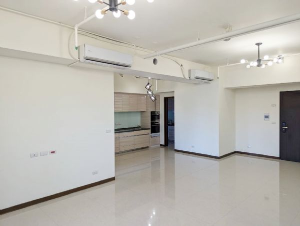 高樓景觀四房【屋齡新】台北市大同區電梯華廈出租-照片3