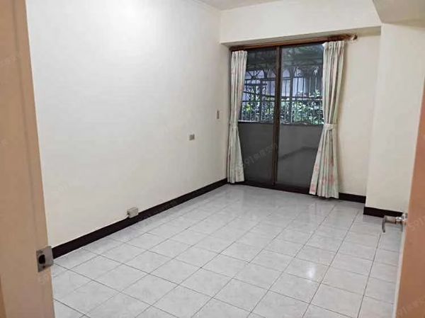 榮華特區◎靜巷二房台北市北投區電梯華廈出租-照片4