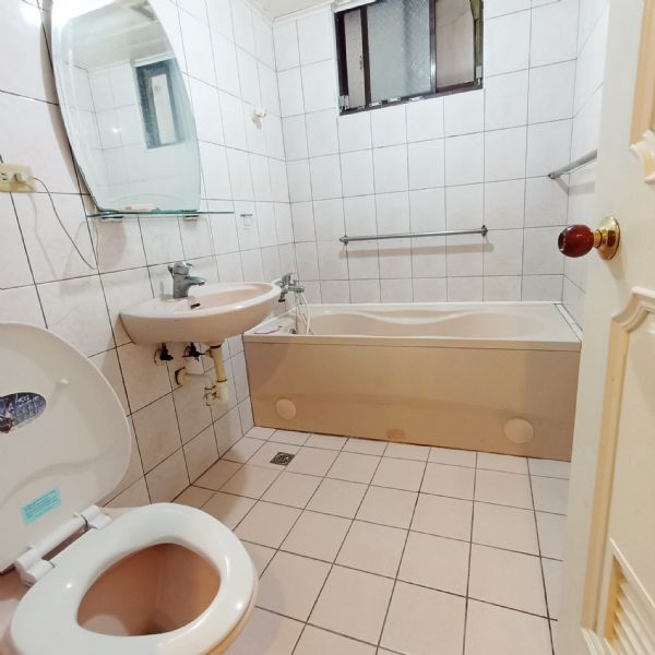 振興醫院★天母國小★優質華廈台北市士林區電梯華廈出租-照片7