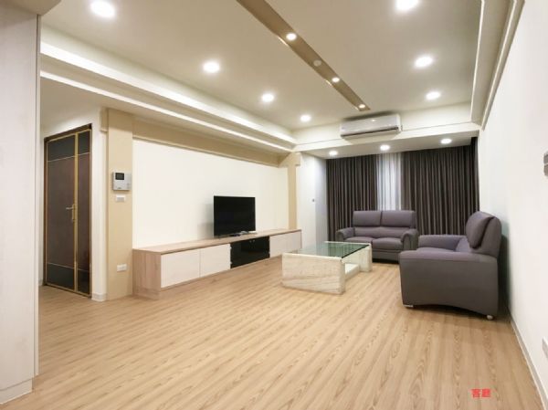 士林夜市劍潭商圈優質社區-台北市士林區士商路-台北市士林區電梯華廈出租-照片1