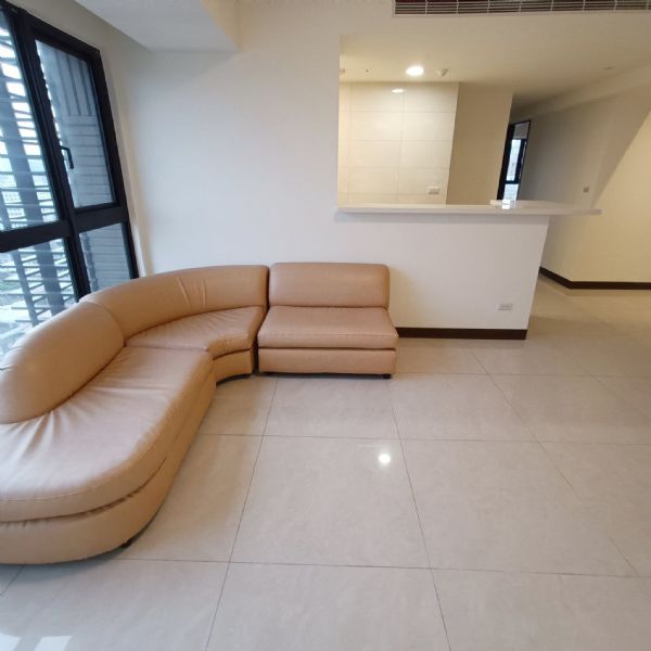近新埔捷運◆邊間高樓景觀優質社區新北市板橋區電梯華廈出租-照片2