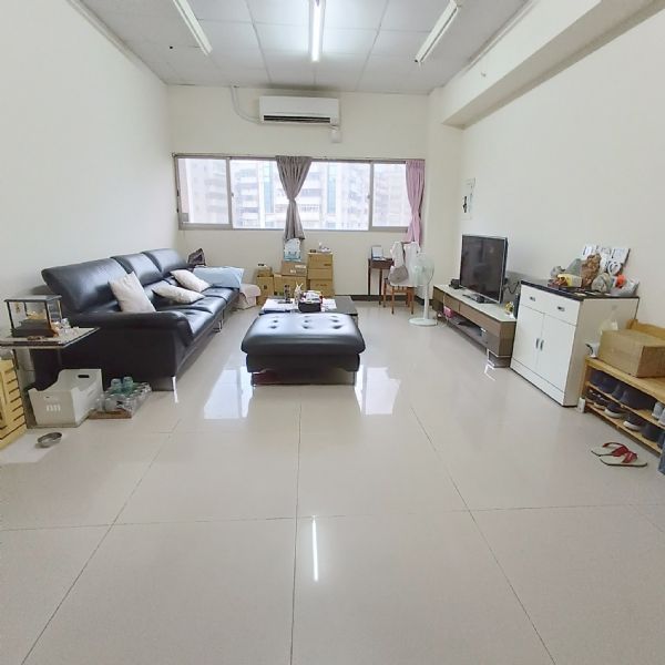 近宏匯廣場★高樓景觀三房-新北市新莊區中港路-新北市新莊區電梯華廈出租-照片1