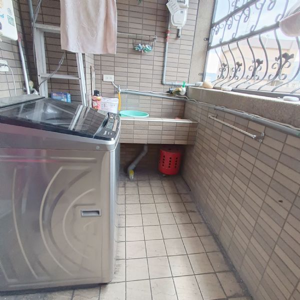 近宏匯廣場★高樓景觀三房新北市新莊區電梯華廈出租-照片9