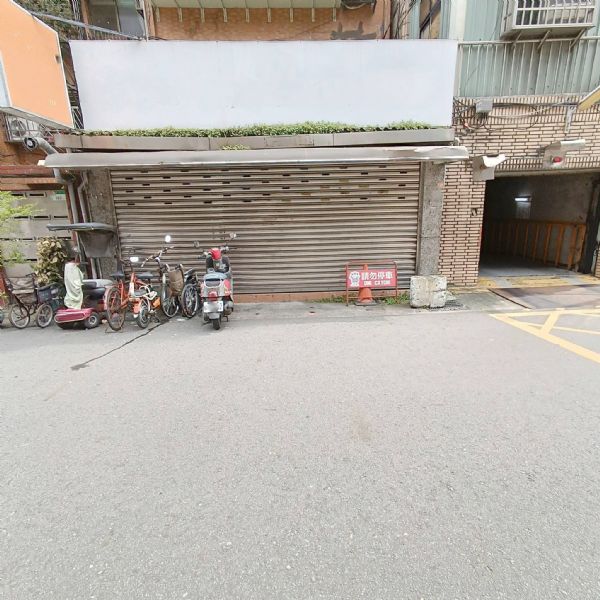 劍潭.通河.面寬5米店面台北市士林區店面出租-照片3