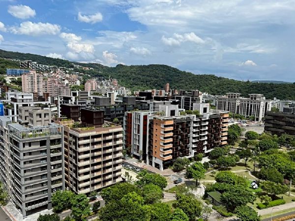 奇岩重劃區●高樓景觀泳池四房台北市北投區電梯華廈出租-照片10