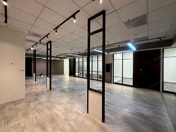 大南路裝潢優廠辦辦公室台北市士林區辦公室出租-照片3