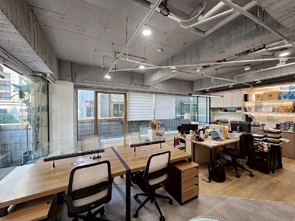 經貿純辦●附坡平車位台北市大同區辦公室出租-照片3