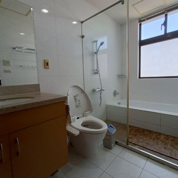 圓山站●重慶北交流道●景觀3加1房 台北市大同區電梯華廈出租-照片9