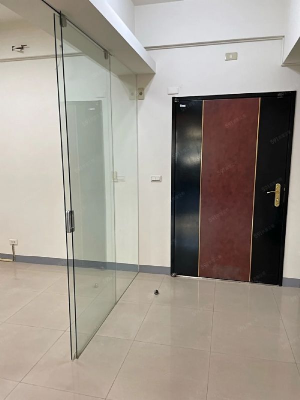 大橋頭捷運站住辦皆可台北市大同區住辦合一出租-照片5