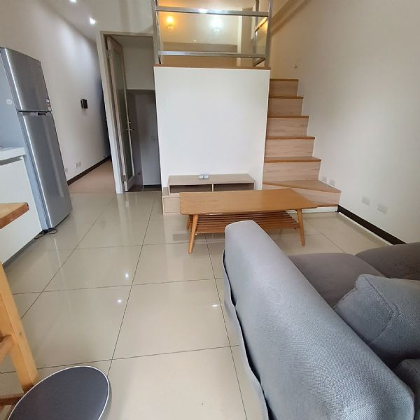 士林捷運站 靜巷挑高華廈台北市士林區電梯華廈出租-照片3