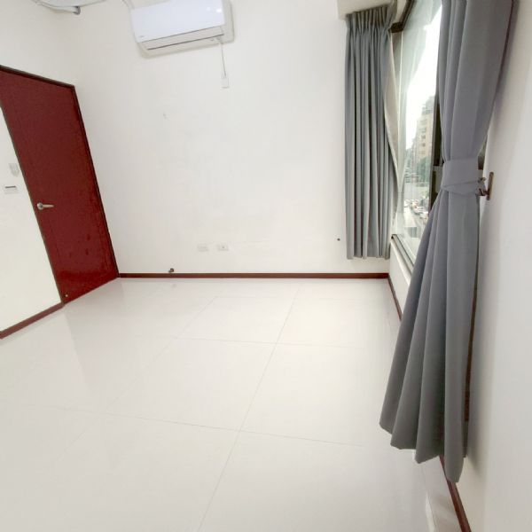 西門辦公+住家[2間套房]台北市萬華區住辦合一出租-照片3