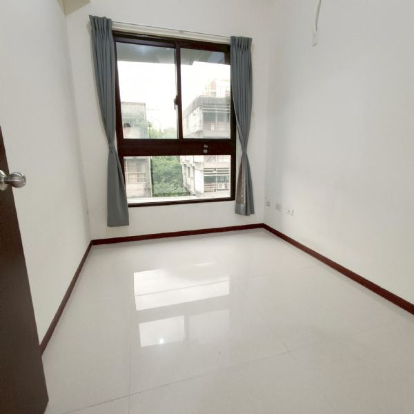 西門辦公+住家[2間套房]台北市萬華區住辦合一出租-照片4