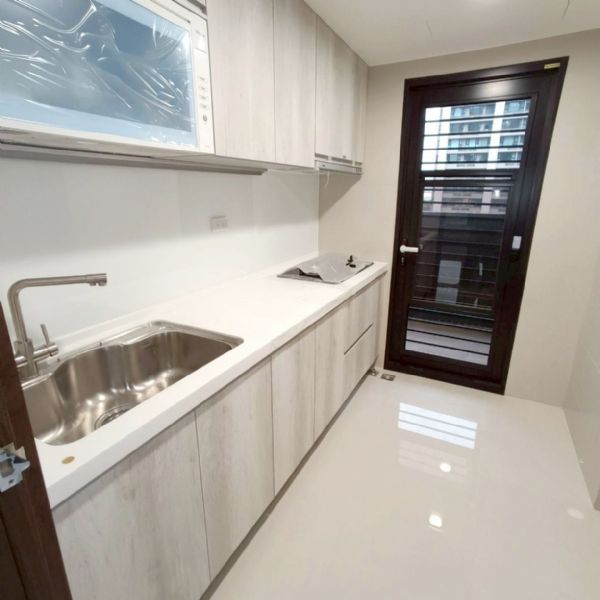 優質學區全新大樓新北市三重區電梯華廈出租-照片6