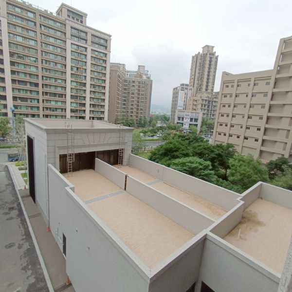 優質學區全新大樓新北市三重區電梯華廈出租-照片8