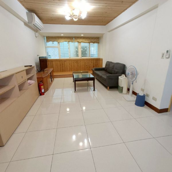 近百齡國小二樓美寓-台北市士林區福港街-台北市士林區公寓出租-照片1