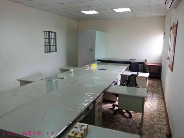 桃園市平鎮區廠房桃園市平鎮區廠房出租-照片2