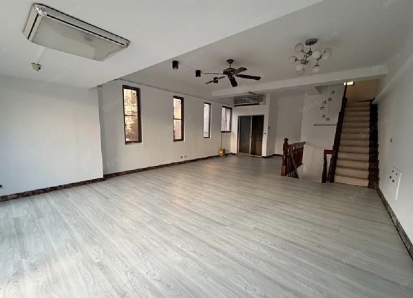 士林高商/兒童新樂園金店面台北市士林區店面出租-照片6