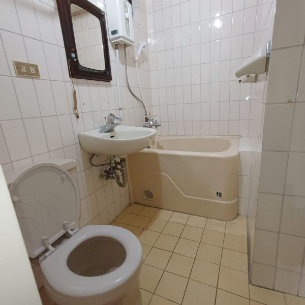 士林站◎華榮市場◎電梯三房台北市士林區電梯華廈出租-照片8