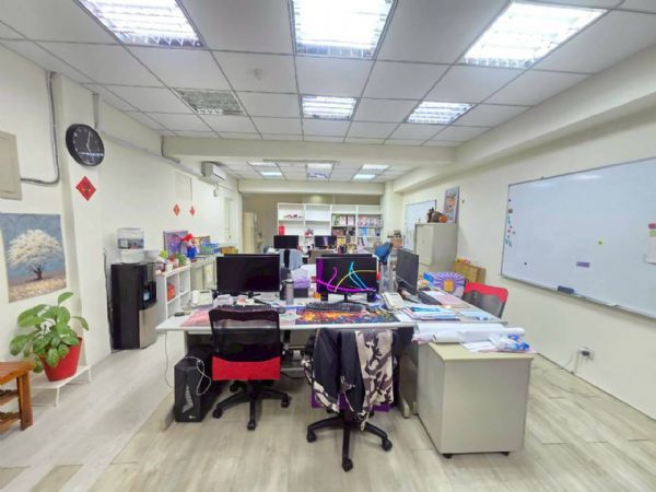 劍潭捷運站  交通便利  空間方正好規劃台北市士林區辦公室出租-照片2